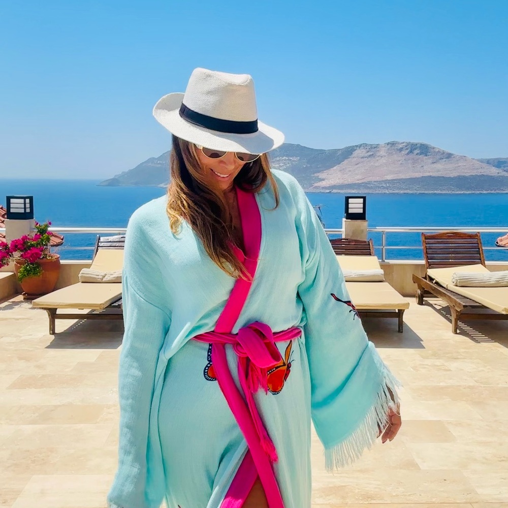 Chic Light Blue Kimono with Pink Accents